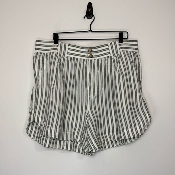 Madewell  Linen-Blend Curved-Hem Shorts in Stripe 2X - Picture 1 of 6